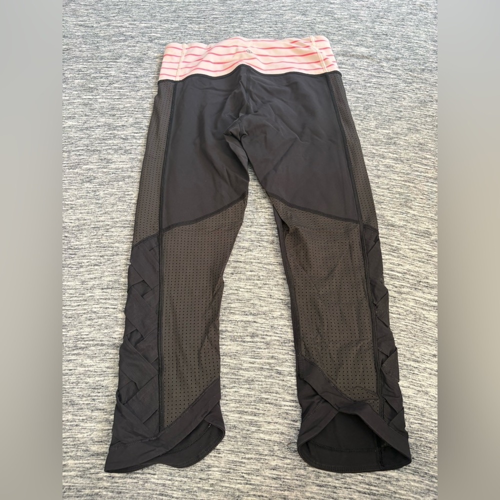 Lululemon Var-City Cropped Leggings with Pink Stripe Waistband